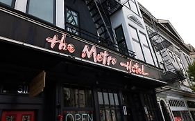 The Metro Hotel